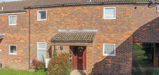 Terraced house for sale in Meadow Way, Leighton Buzzard LU7