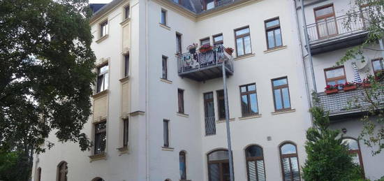 58175 - Schöne 2 Zimmer Mietwohnung mit Balkon in repräsentativen Altbau