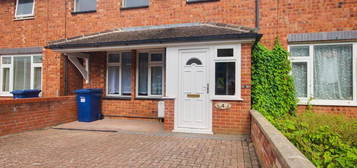 3 bedroom terraced house to rent