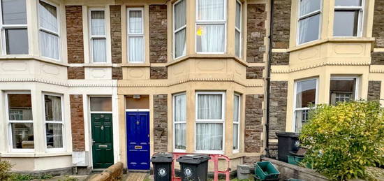 5 bedroom terraced house