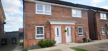 2 bedroom semi-detached house for sale