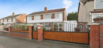 3 bedroom semi-detached house for sale