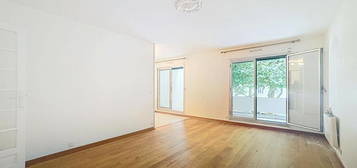 Appartement  à vendre, 3 pièces, 2 chambres, 76 m²