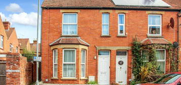 3 bed end terrace house for sale