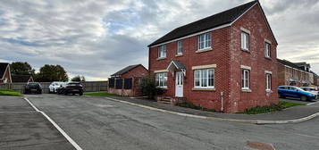 4 bed detached house for sale