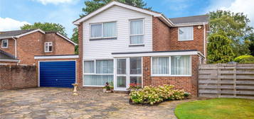 4 bed detached house for sale