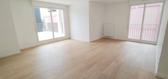 Location appartement 4 pièces 79 m²