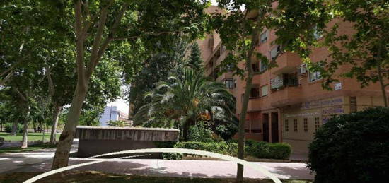 Piso en venta en De José Luis Borau, Parque de los Cineastas