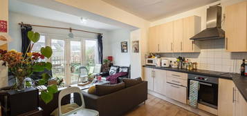 Terraced house to rent in Franklin Street, Brighton BN2