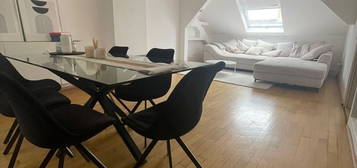 Gemütliche 2-Zimmer-Dachgeschosswohnung mit eigenem Keller.