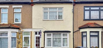 3 bed terraced house for sale