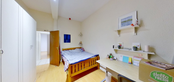 2 bedroom ground floor flat