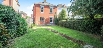 3 bedroom detached house