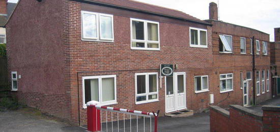 Flat to rent in Park View, High Street, Riddings, Alfreton DE55