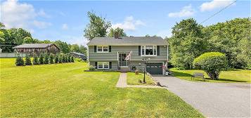 57 Orcuttville Rd, Stafford, CT 06076
