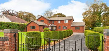 5 bed detached house for sale