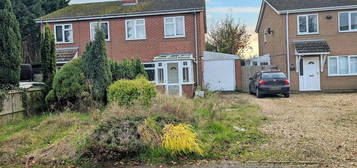 2 bedroom semi-detached house for sale