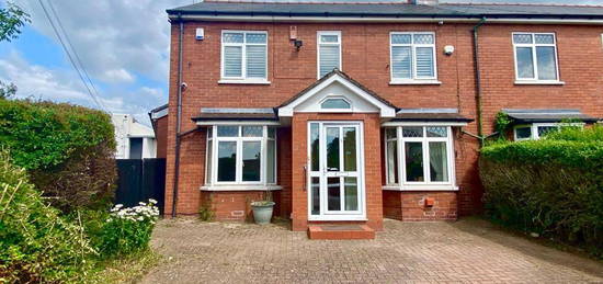 3 bed semi-detached house to rent