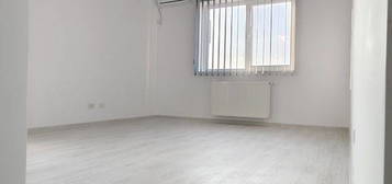 Apartament 3 camere - zona Titan