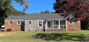 223 Chester Ave, Great Falls, SC 29055