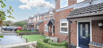 Town house for sale in Chestnut Grove, Stone ST15