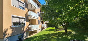 Räumlich gut eingeteilte Eigentumswohnung mit Westbalkon und Tiefgaragenparkplatz