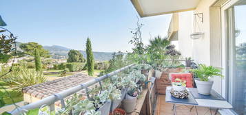 GRASSE - Appartement 2 pièces 48 m2 avec balcon