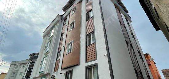 REMAX MEYDANDAN YATIRIMLIK 1+0 FIRSAT DAİRE