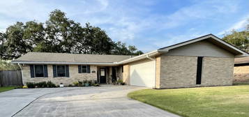 1217 Fig St, Morgan City, LA 70380