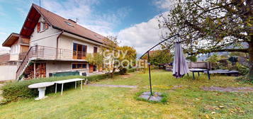 Maison individuelle à St-Jorioz avec un appartement type 4 indépendant