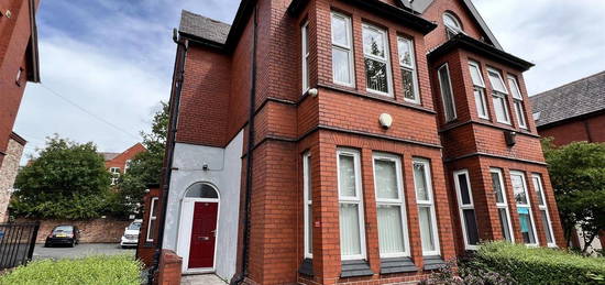 Semi-detached house to rent in Eccles Old Road, Salford M6