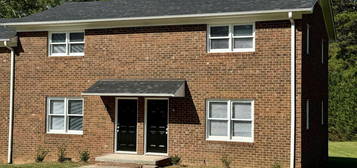 916 W 5th Ave Unit C, Lexington, NC 27292