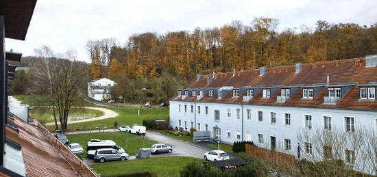 2 Zimmer Wohnung mit Balkon in Uni Nähe