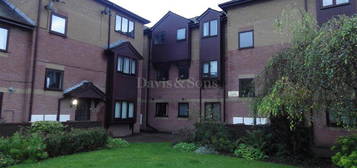 2 bedroom ground floor flat to rent