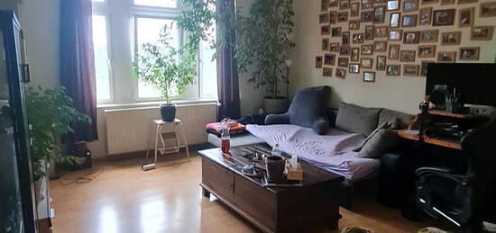 Zentralgelegene 64m² Altbauwohnung sucht Nachmieter in Düren