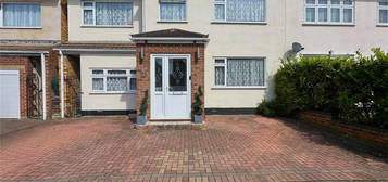 4 bed semi-detached house for sale