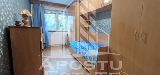 Apartament 3 camere, centrala proprie, bloc anvelopat, zo...