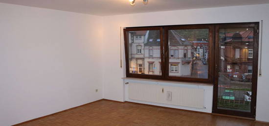 Wohnung mit schöner Aussicht, Parkett, Balkon, Zentrumsnah, ...