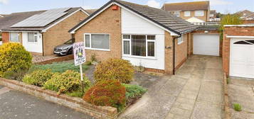 2 bed detached bungalow for sale