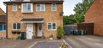 2 bedroom semi-detached house for sale