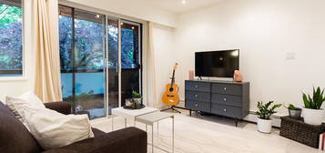 2190 W 7th Ave #219, Vancouver, BC V6K 4K7