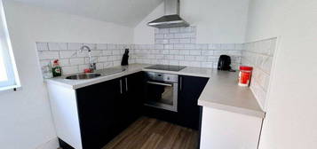 2 bed flat to rent