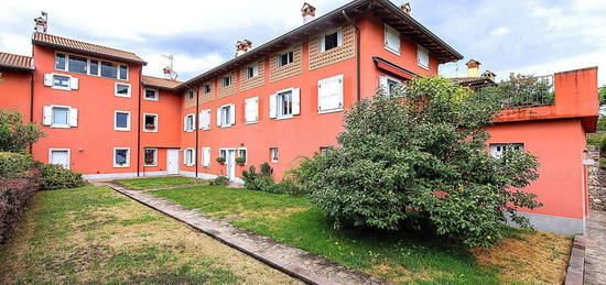 Villa a schiera via Isonzo, Tricesimo