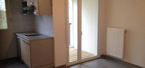 Appartement  à louer, 2 pièces, 1 chambre, 40 m²