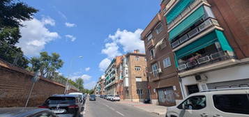 Piso en venta en calle Clara Campoamor