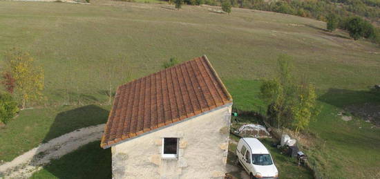 Maison de campagne 55 m2 calme avec jardin 475