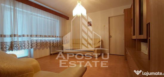 Apartament 2 camere, semidecomandat, zona romanilor