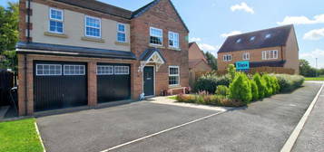 5 bedroom detached house for sale