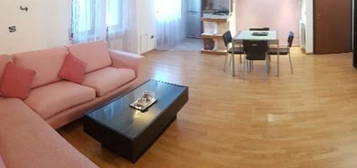 Bilocale in vendita in via seconda traversa privata, 9