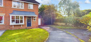 4 bed semi-detached house for sale